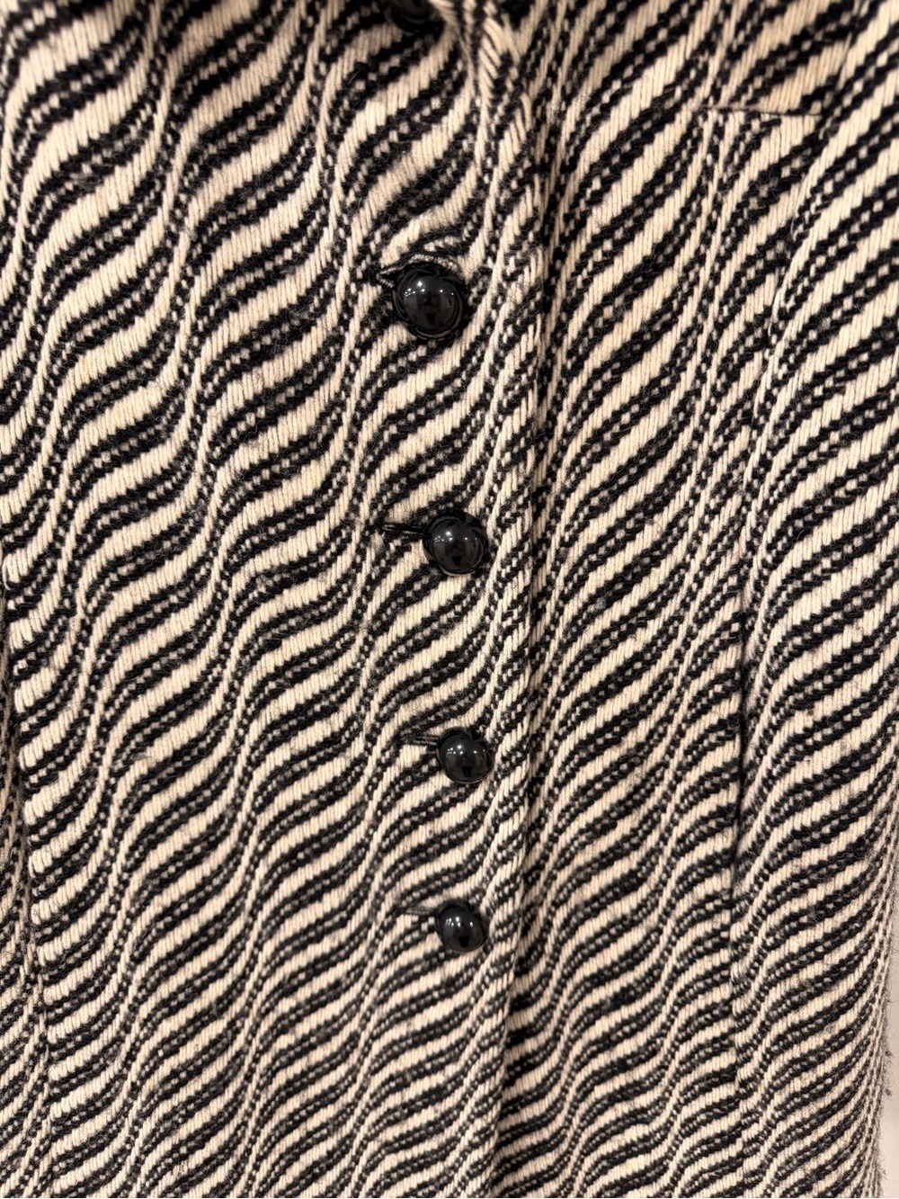 Milly of New York Textured Wool Black Ivory Zig Zag Pattern Coat Size 4 - Picture 3 of 15